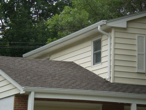 Mikes Seamless Gutters Green Bay 116